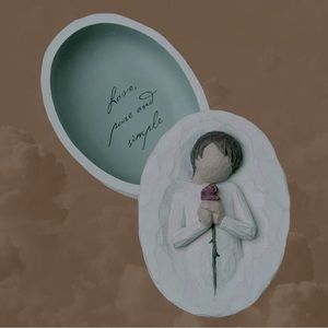 Vintage Willow Tree Loving Angel Keepsake Box ~ "Love, pure and simple"